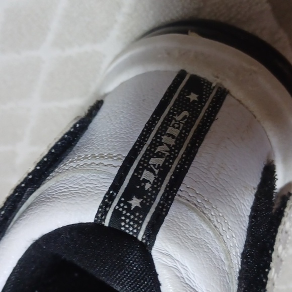 NIKE MENS AIR MAX SIZE 9.5 IN A BEAUTIFUL BLACK AND WHITE LEATHER UPPERS 😍 👌 ♥ - Picture 4 of 8